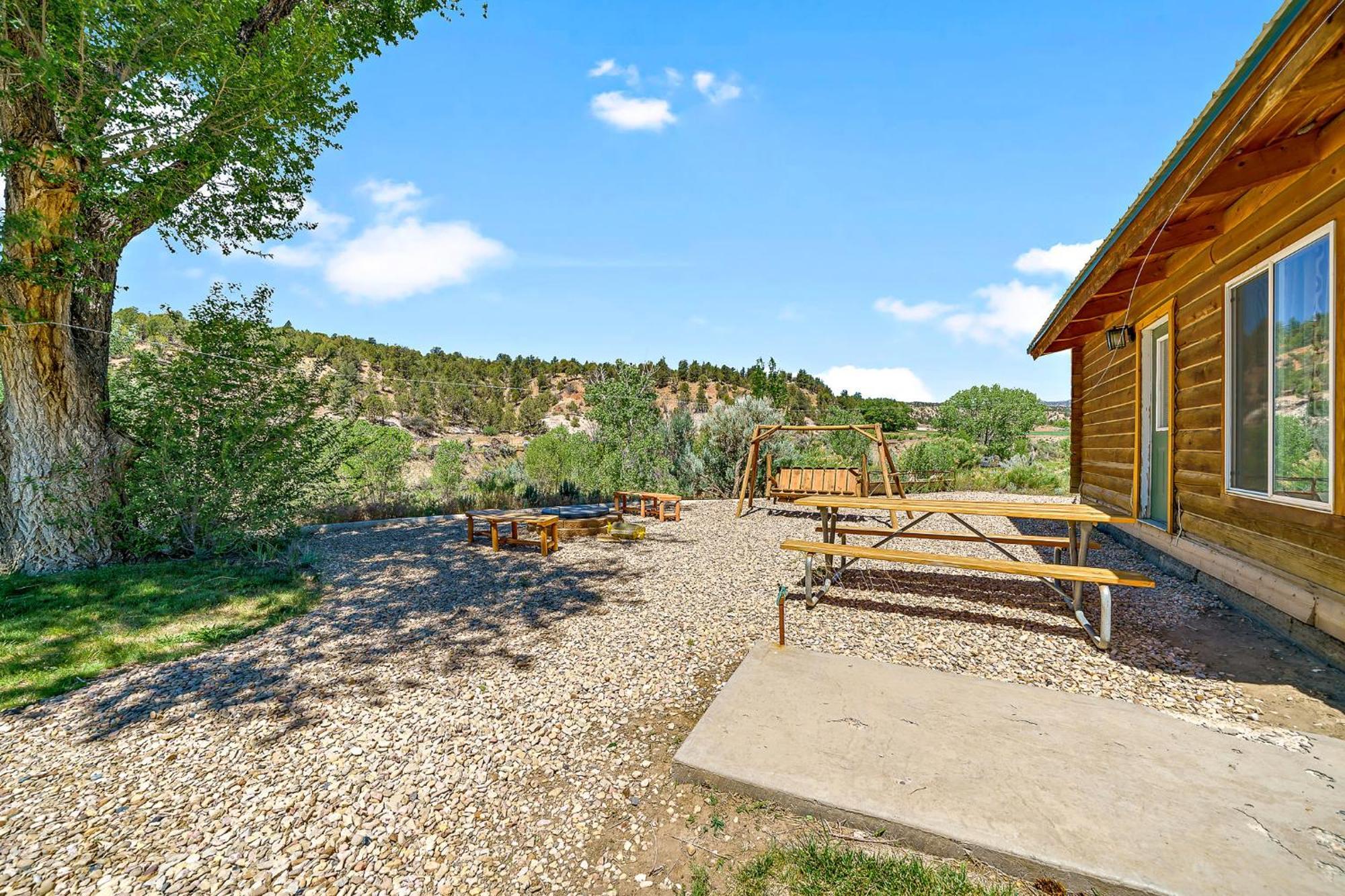 The Park Cabin At Mount Carmel Motel And Rv Park Dış mekan fotoğraf