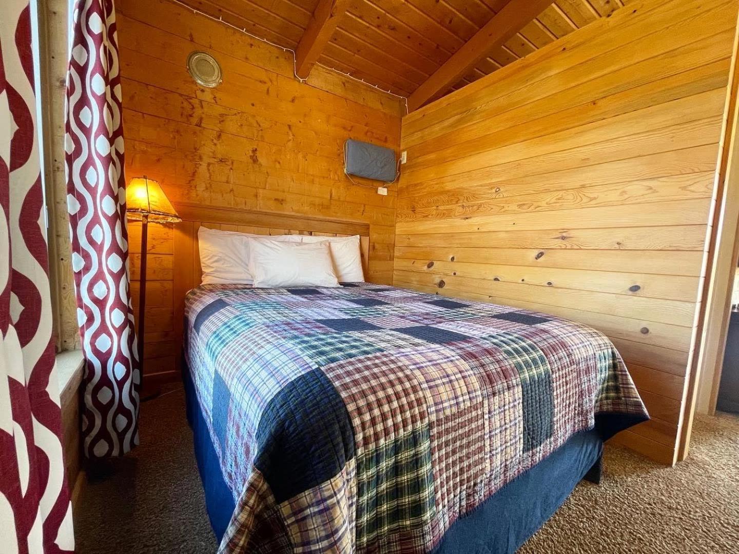 The Park Cabin At Mount Carmel Motel And Rv Park Dış mekan fotoğraf