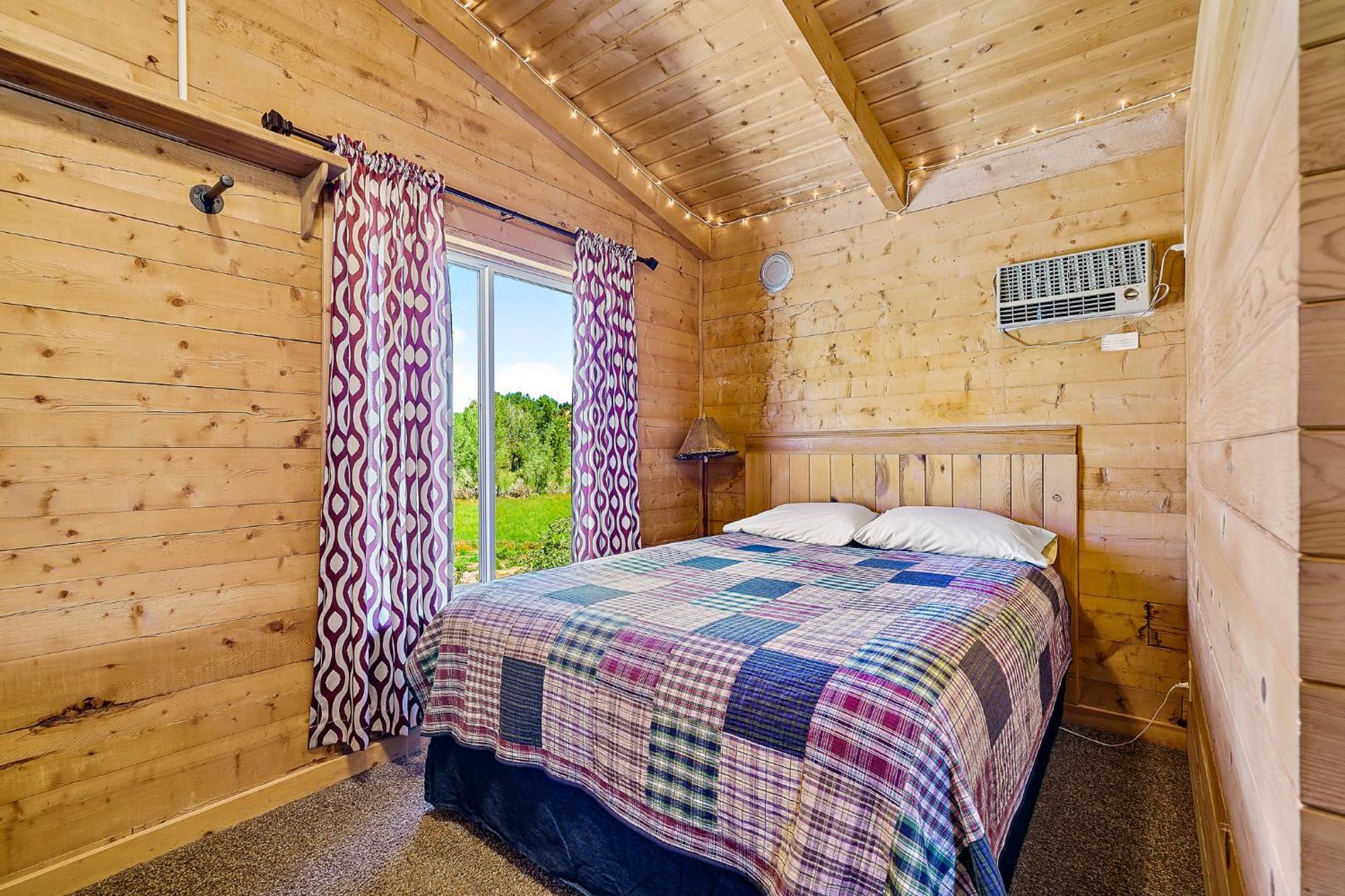 The Park Cabin At Mount Carmel Motel And Rv Park Dış mekan fotoğraf